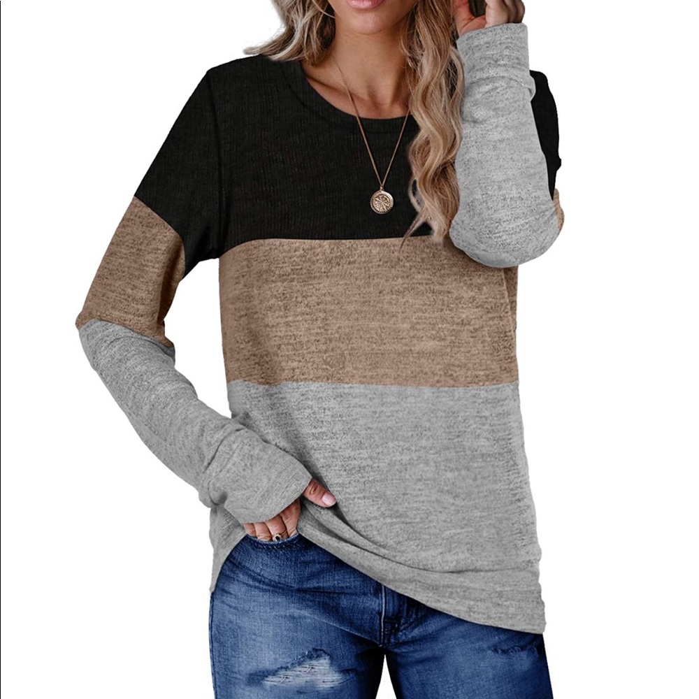 Women’s color block tunic sweater